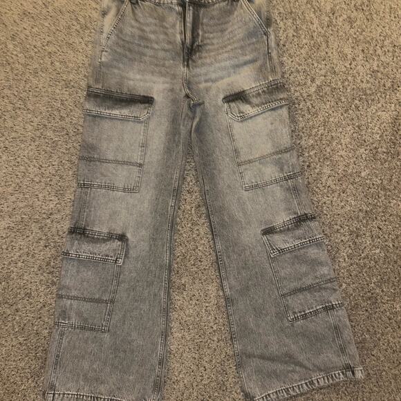 H&M Gray Cargo Jeans size 6 nwt - Picture 1 of 8